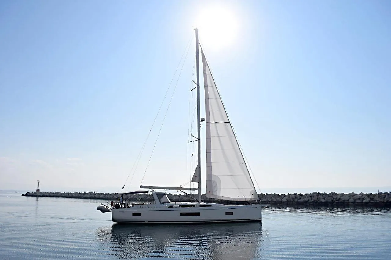 بوتيل فندق Yacht Psari سالونيك اليونان