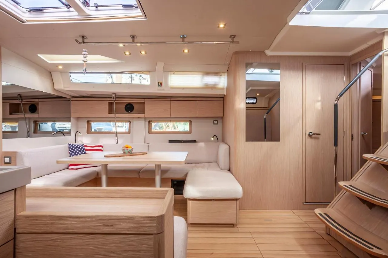 فندق Yacht Psari سالونيك 0*,  اليونان