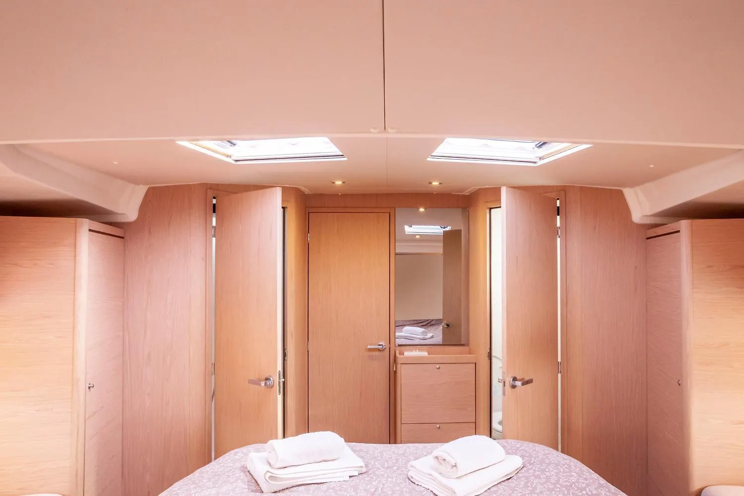 מלון סלוניקי Yacht Psari